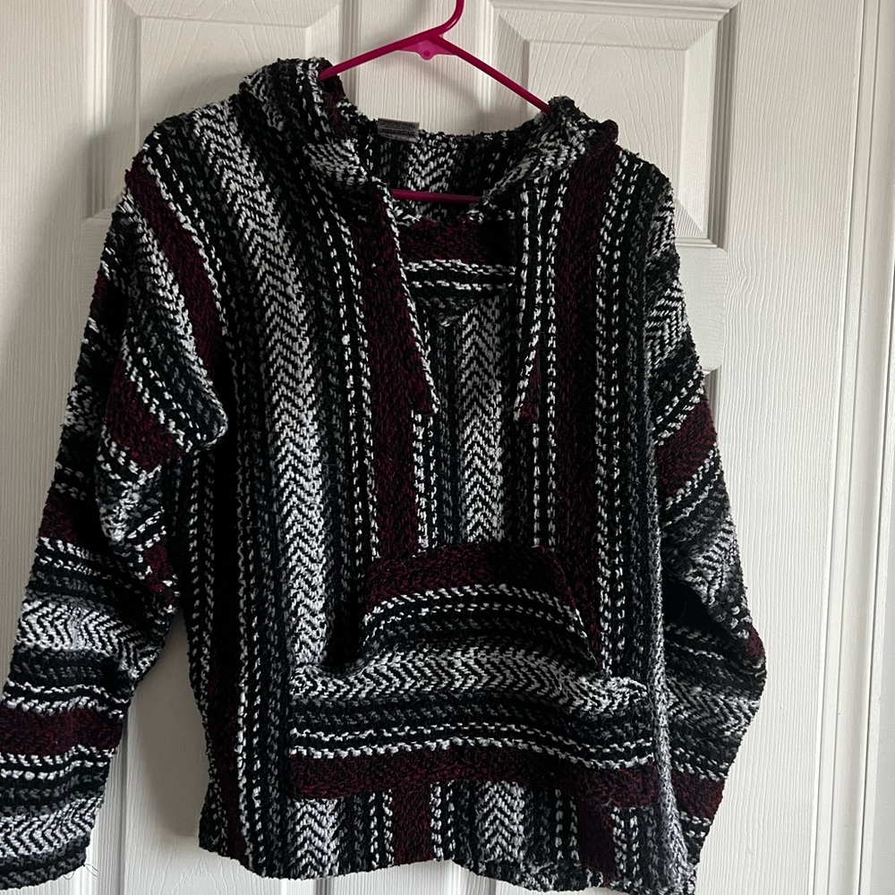 Women’s knitted hoodie